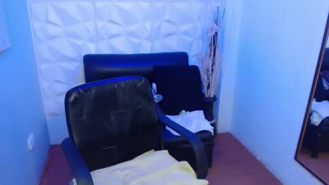 Charlotte Taylor online show from January 5, 2026, 5:27 pm