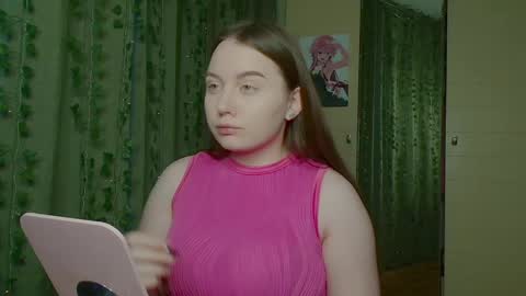 Kira online show from March 2, 2025, 2:21 pm