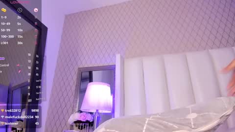 Snapshot of charlottreid chatting on January 30, 2025, 6:43 pm Charlot Treid online show from January 30, 2025, 6:43 pm