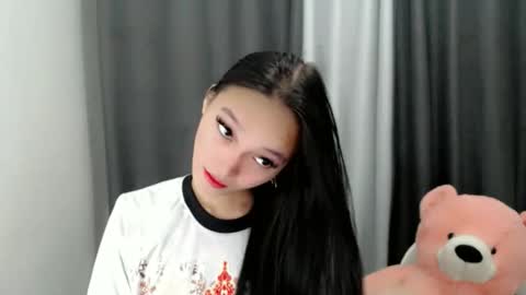 charm_fuckdoll8 online show from March 19, 2026, 1:09 am