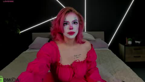 charm_phoebe online show from April 24, 2026, 12:29 pm