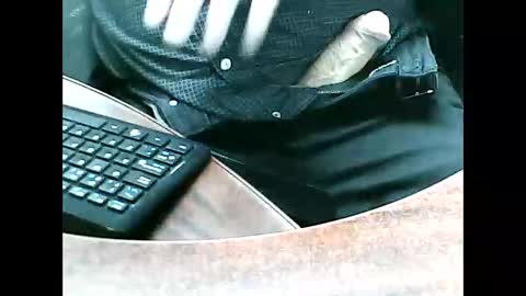 charmeur2672 online show from December 4, 2025, 9:40 am