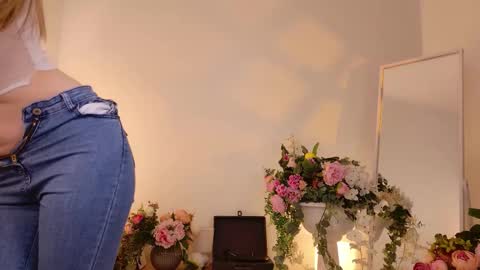 Snapshot of charming_ruru chatting on January 17, 2026, 6:07 am Ruru online show from January 17, 2026, 6:07 am