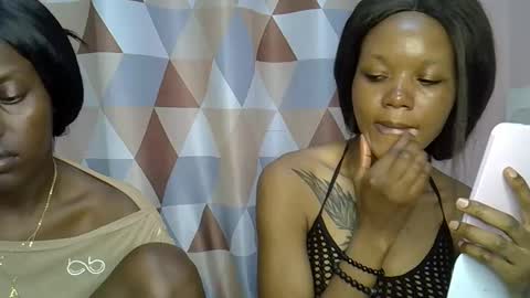 Snapshot of charmingdime chatting on April 23, 2026, 8:11 pm charmingdime online show from April 23, 2026, 8:11 pm