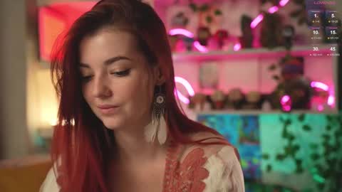 Snapshot of charmings_054 chatting on February 9, 2025, 5:22 pm Belle and Miley online show from February 9, 2025, 5:22 pm