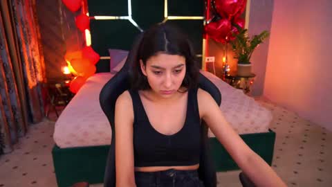 Snapshot of charmmocco chatting on February 28, 2025, 2:31 pm SweetMoco online show from February 28, 2025, 2:31 pm