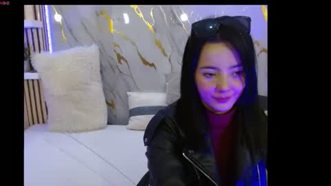 Snapshot of charmmykitty11 chatting on July 18, 2026, 12:59 am charmmykitty11 online show from July 18, 2026, 12:59 am