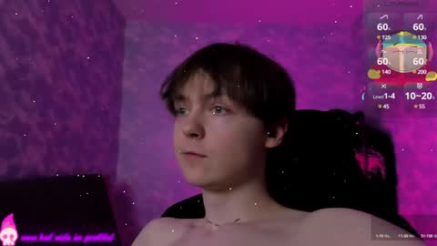 lynxy online show from December 15, 2024, 8:47 pm