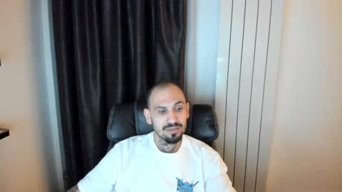 Snapshot of chase_power chatting on December 7, 2024, 11:23 pm Chase Power online show from December 7, 2024, 11:23 pm