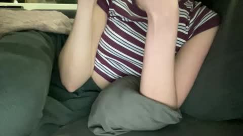 Vicky online show from February 24, 2026, 9:46 pm