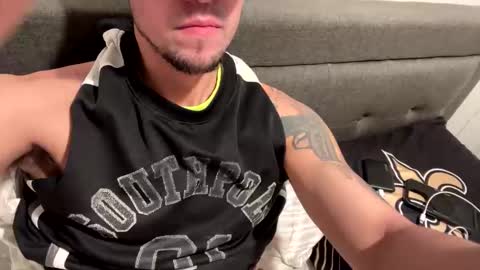 Snapshot of chasej3 chatting on January 6, 2026, 6:33 pm Chase online show from January 6, 2026, 6:33 pm