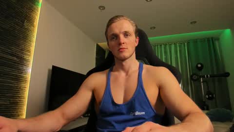 Chase Reed online show from November 14, 2025, 9:35 pm