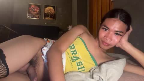 PAPI BEBE online show from April 29, 2026, 9:35 am