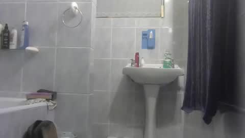 chaturbatordeluxe online show from February 7, 2026, 3:21 am