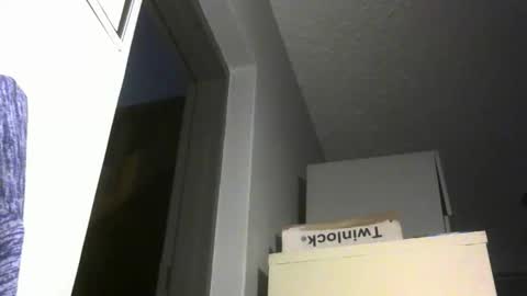 chaturbatordeluxe online show from May 17, 2026, 4:54 am