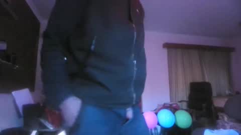 We Chat online show from September 23, 2025, 7:44 am