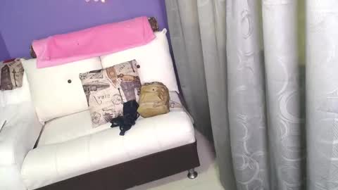 chavelita_165 online show from January 12, 2026, 7:30 pm