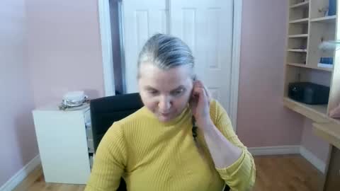 Snapshot of chealsiek chatting on April 4, 2026, 6:16 pm chealsiek online show from April 4, 2026, 6:16 pm