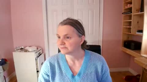 Snapshot of chealsiek chatting on April 6, 2026, 6:42 pm chealsiek online show from April 6, 2026, 6:42 pm