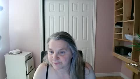 Snapshot of chealsiek chatting on April 12, 2026, 3:00 am chealsiek online show from April 12, 2026, 3:00 am