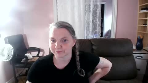 Snapshot of chealsiek chatting on June 20, 2026, 3:48 pm chealsiek online show from June 20, 2026, 3:48 pm