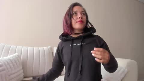 Snapshot of cheek_chic12 chatting on January 15, 2026, 2:43 pm Regina Phalange online show from January 15, 2026, 2:43 pm