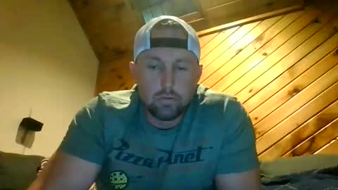 cheeks_24 online show from November 15, 2025, 8:49 pm