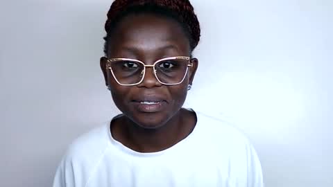 Snapshot of cheeky_charms chatting on September 18, 2025, 9:00 am cheeky_charms online show from September 18, 2025, 9:00 am
