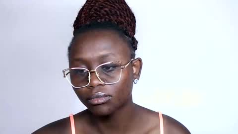 Snapshot of cheeky_charms chatting on September 20, 2025, 6:09 pm cheeky_charms online show from September 20, 2025, 6:09 pm