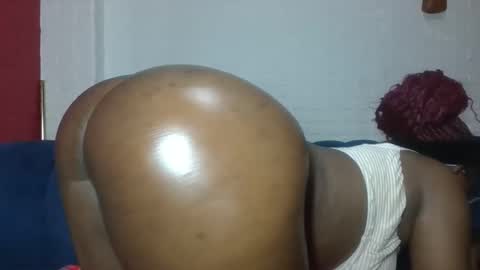 cheeky_charms online show from December 16, 2025, 5:18 pm