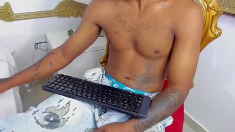 Snapshot of cheeto_333 chatting on February 9, 2025, 9:58 am Cheeto online show from February 9, 2025, 9:58 am