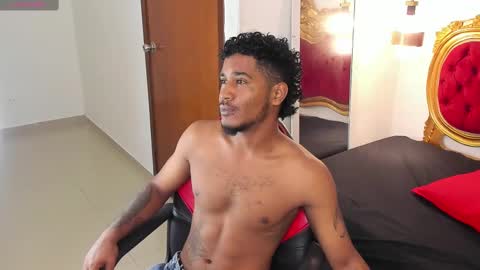 Snapshot of cheeto_333 chatting on February 25, 2025, 4:57 am Cheeto online show from February 25, 2025, 4:57 am