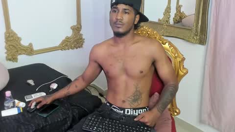 Snapshot of cheeto_333 chatting on March 6, 2025, 7:36 am Cheeto online show from March 6, 2025, 7:36 am