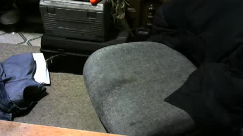 Snapshot of chefy999 chatting on March 12, 2025, 11:31 am chefy online show from March 12, 2025, 11:31 am