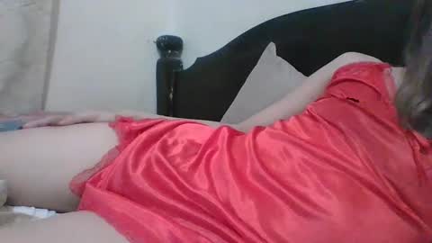 chelly4u69 online show from February 25, 2025, 2:11 pm