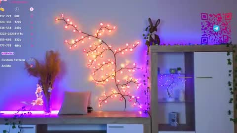 Mona online show from February 28, 2025, 3:15 pm