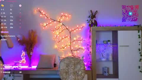 Mona online show from February 28, 2025, 9:23 pm