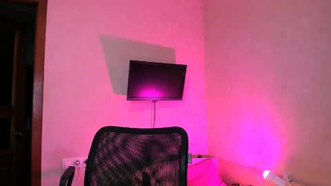 Snapshot of chelsyluxex chatting on May 30, 2026, 5:15 am Chelsy Luxe online show from May 30, 2026, 5:15 am