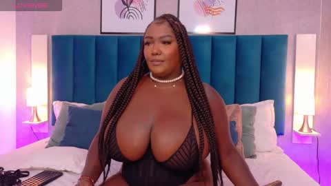   online show from October 4, 2025, 7:34 pm