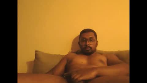Snapshot of chennaibull1011 chatting on April 20, 2026, 11:02 am chennaibull1011 online show from April 20, 2026, 11:02 am