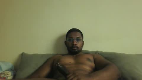Snapshot of chennaibull1011 chatting on May 27, 2026, 6:10 am chennaibull1011 online show from May 27, 2026, 6:10 am