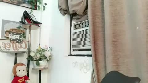 Snapshot of chennybbgirl chatting on December 22, 2025, 4:48 pm chenny online show from December 22, 2025, 4:48 pm