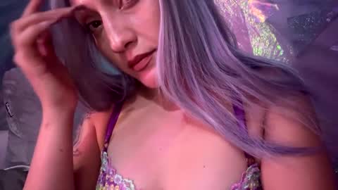 Snapshot of cherrieamaretto chatting on October 7, 2025, 8:33 am cherrieamaretto online show from October 7, 2025, 8:33 am