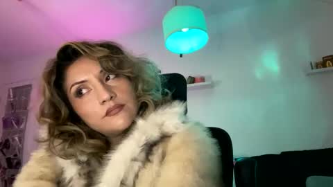 Snapshot of cherrieamaretto chatting on October 22, 2025, 1:33 pm cherrieamaretto online show from October 22, 2025, 1:33 pm