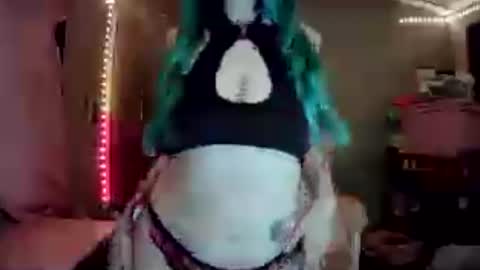 Snapshot of cherritwisted_x chatting on July 21, 2026, 7:11 am Cherri online show from July 21, 2026, 7:11 am