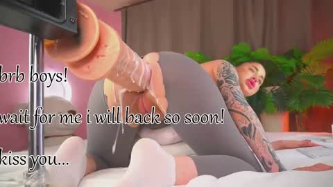 Cheryyy online show from April 21, 2026, 2:45 pm