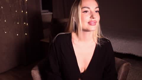 Snapshot of cherry_bomb19 chatting on December 28, 2024, 3:04 pm CherryBomb online show from December 28, 2024, 3:04 pm