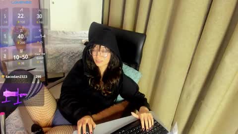 Chloe online show from March 7, 2026, 5:26 am