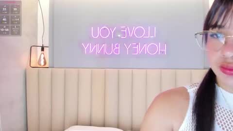 Snapshot of cherry_monroe_ chatting on January 10, 2026, 10:39 am C H E R R Y online show from January 10, 2026, 10:39 am