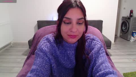 Sherry online show from December 3, 2024, 8:28 pm